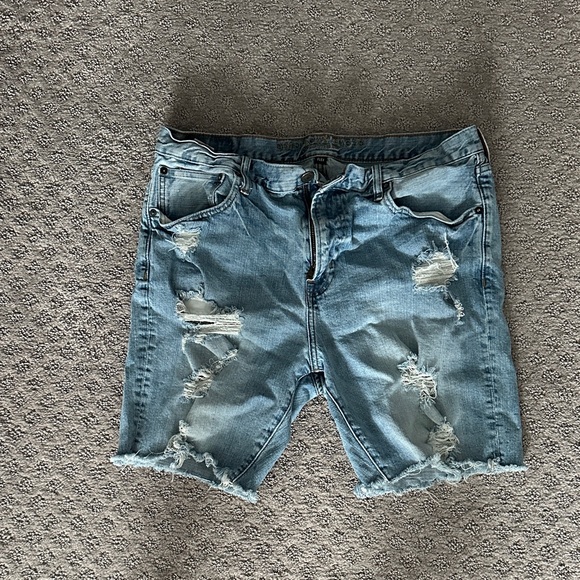 American Eagle Outfitters Light Blue Distressed Jean Shorts - Picture 1 of 5